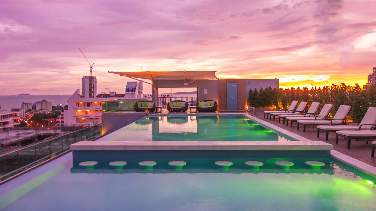 Unique Regency Pattaya Hotel Kültér fotó